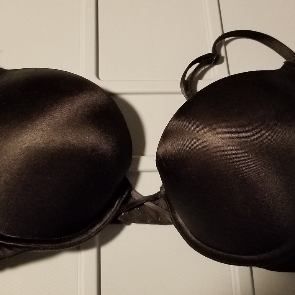 Black Victoria Secret Bombshell Bra
